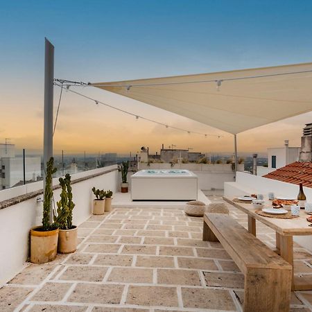 Apartamento Casa U Burie, Casa Design Con Terrazza Panoramica E Jacuzzi Cisternino Exterior foto