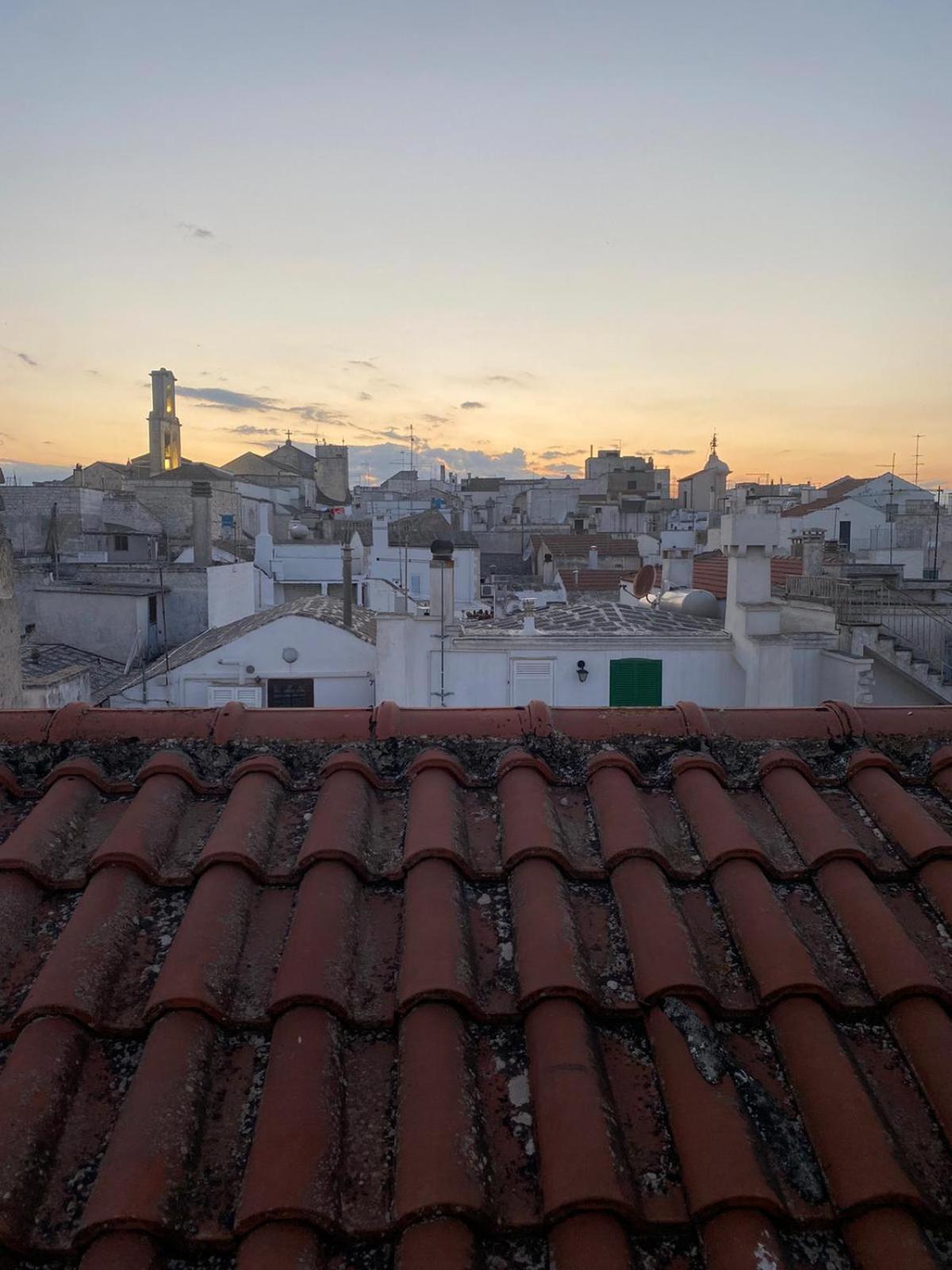 Apartamento Casa U Burie, Casa Design Con Terrazza Panoramica E Jacuzzi Cisternino Exterior foto
